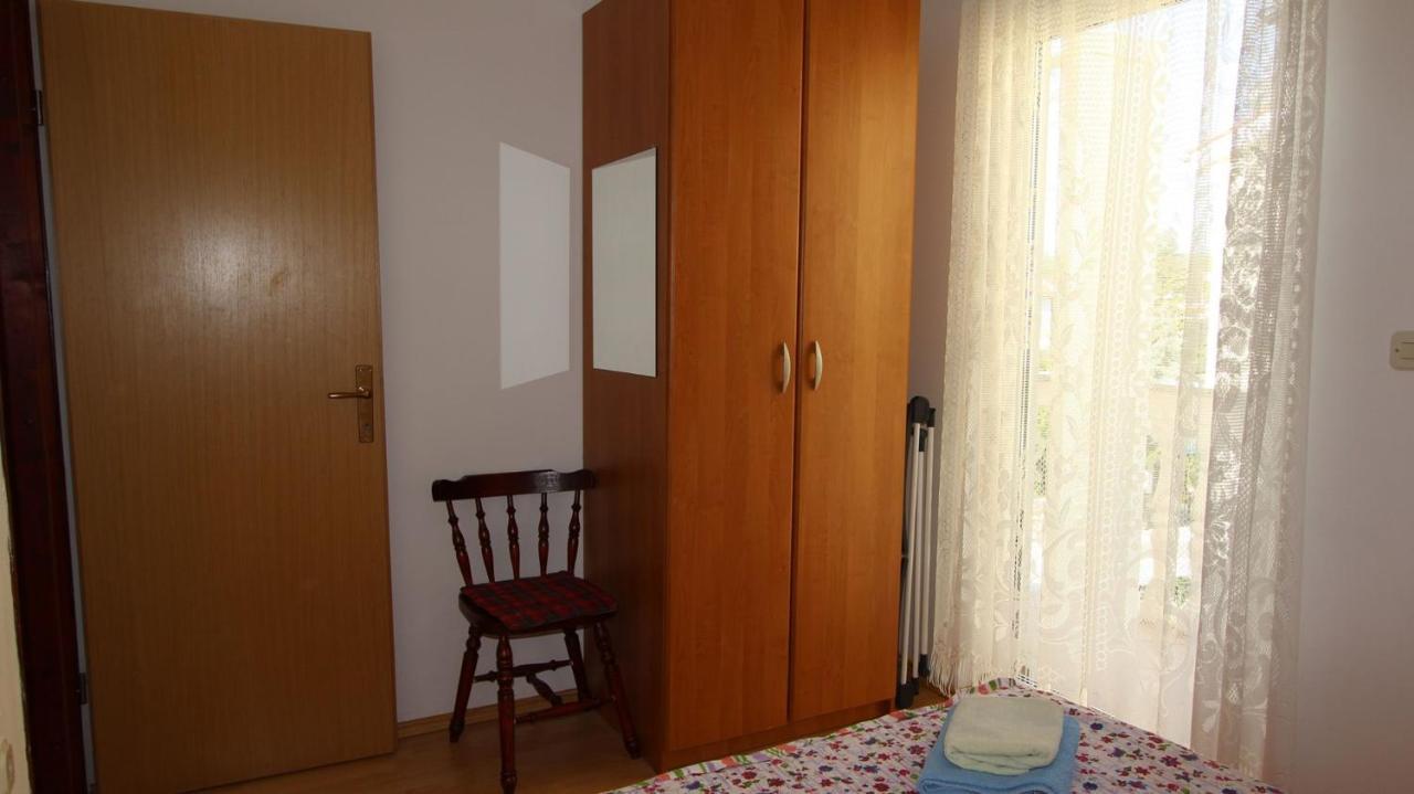 Apartments Ravlic Малинска Екстериор снимка