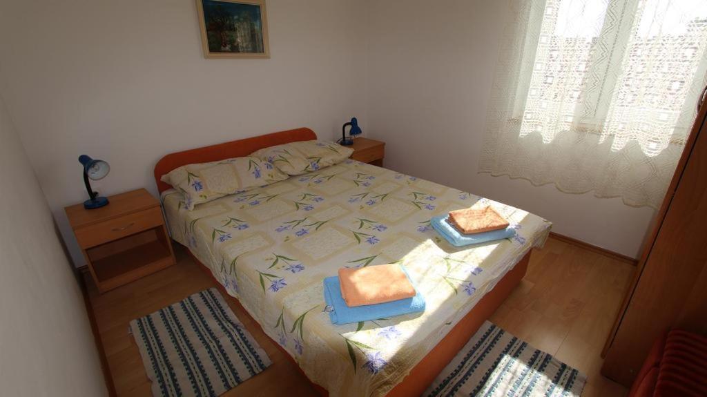 Apartments Ravlic Малинска Екстериор снимка