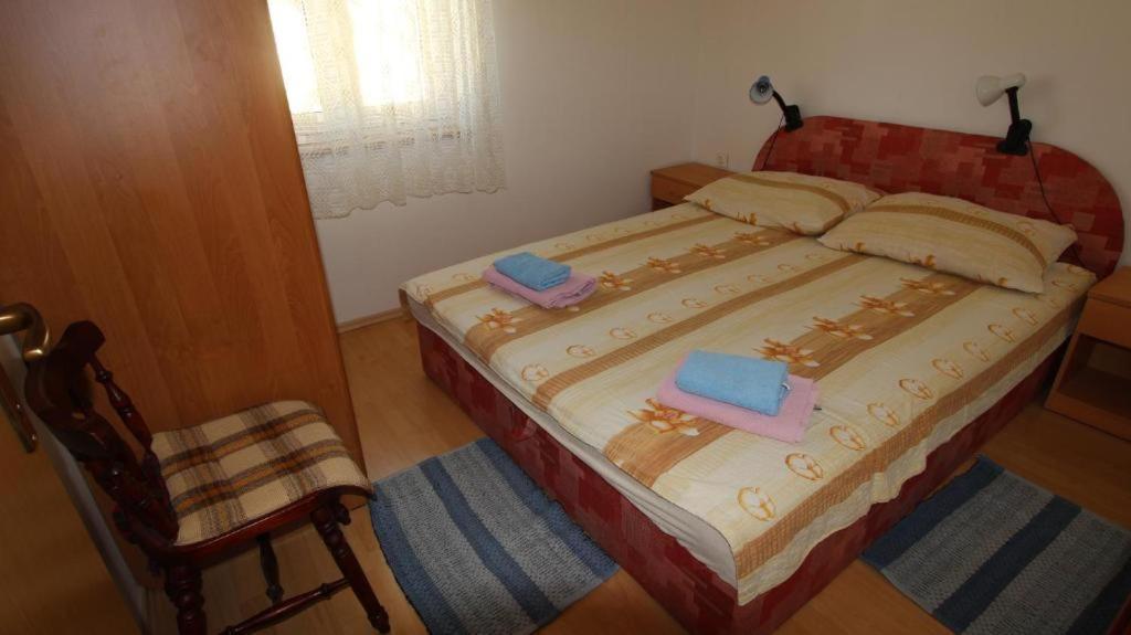 Apartments Ravlic Малинска Екстериор снимка