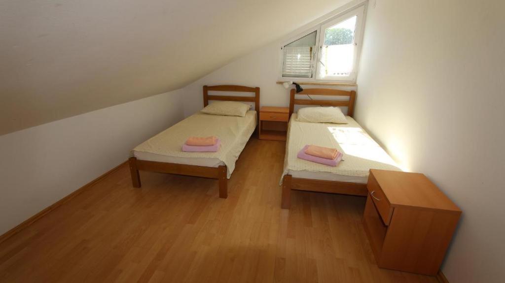 Apartments Ravlic Малинска Екстериор снимка